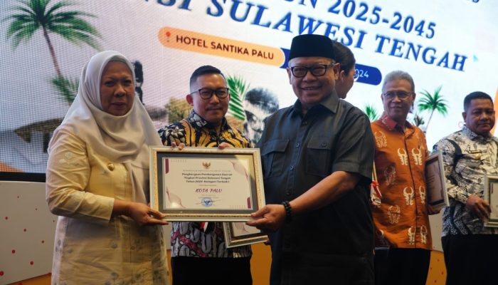 Kota Palu Sabet Penghargaan Pembangunan Daerah Tertinggi di Provinsi Sulawesi Tengah
