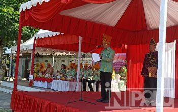 Perayaan Hari Pendidikan Nasional di Palu: Wali Kota Hadianto Rasyid Jadi Inspektur Upacara