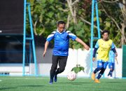 Gubernur Sulteng Pimpin Laga Persahabatan Pemprov FC vs Jurnalis Palu FC